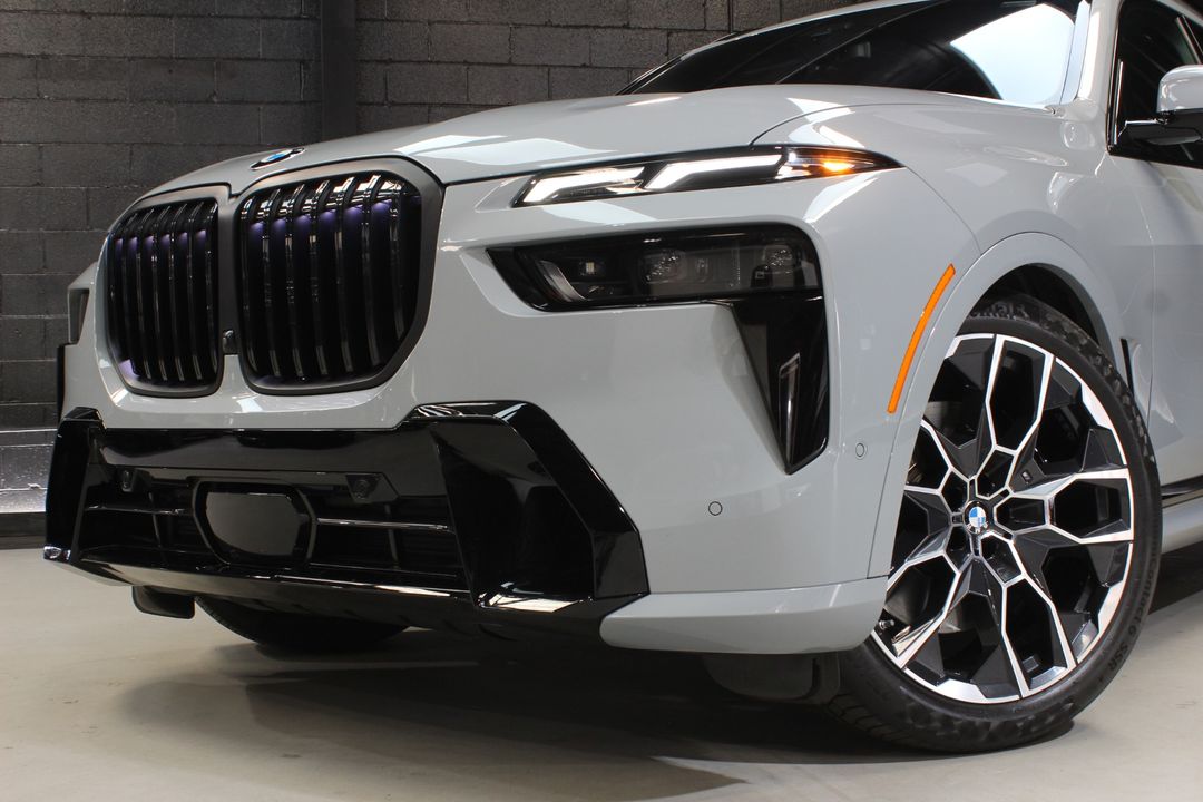 2024 BMW X7