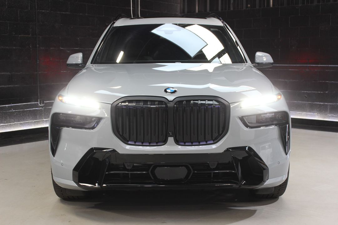 2024 BMW X7