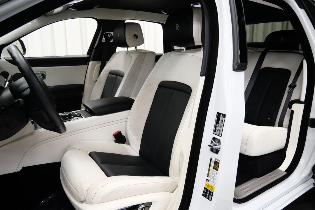 2022 Rolls-Royce Ghost