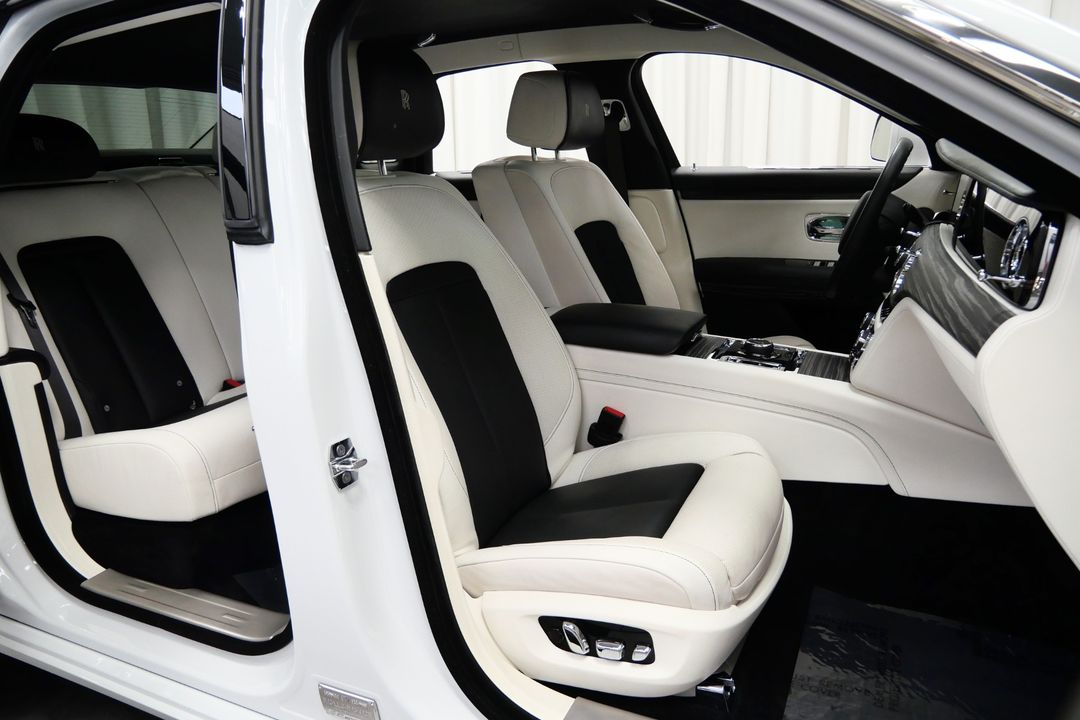 2022 Rolls-Royce Ghost