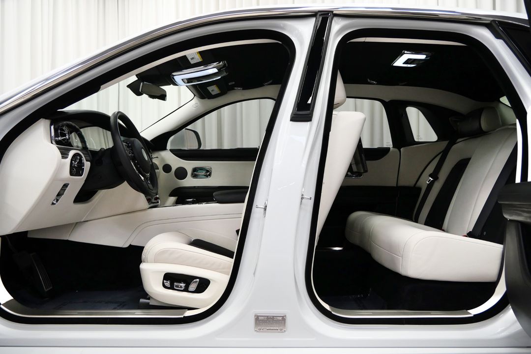 2022 Rolls-Royce Ghost