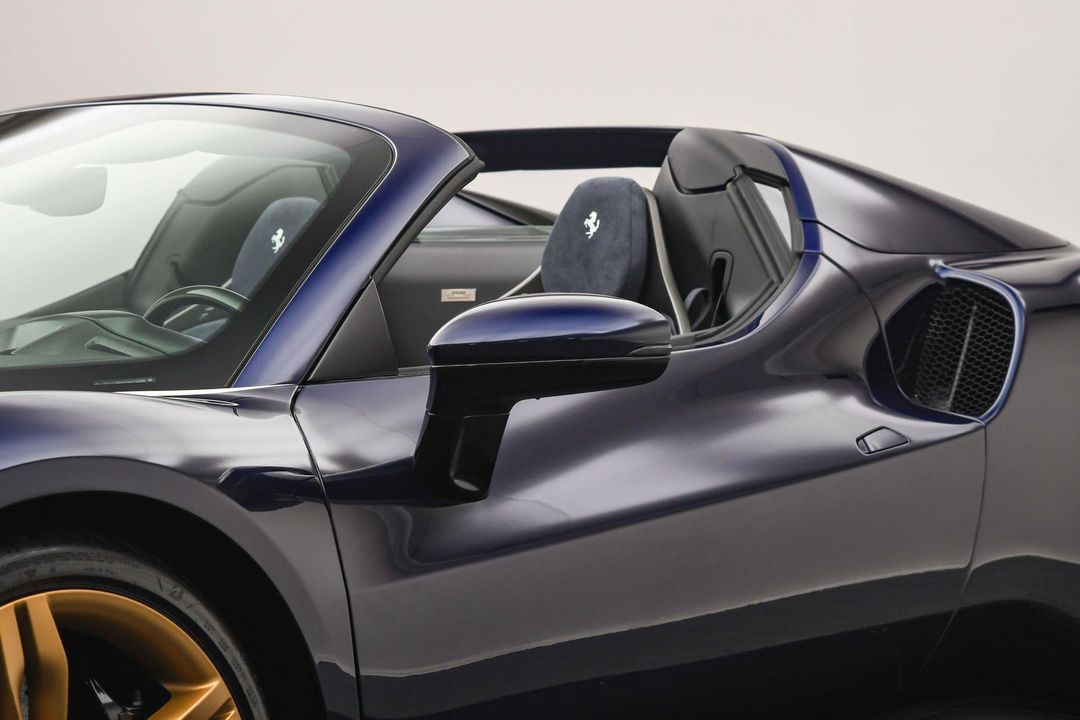 2025 Ferrari 296 GTS