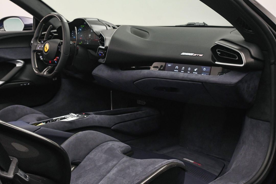 2025 Ferrari 296 GTS