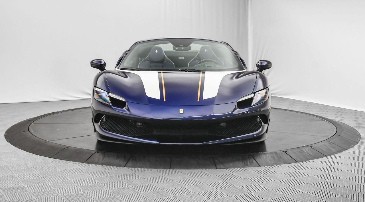 2025 Ferrari 296 GTS