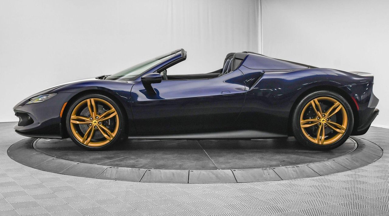 2025 Ferrari 296 GTS