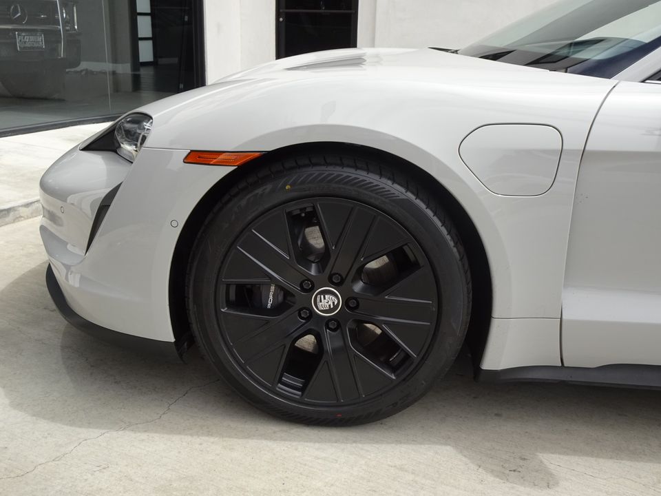 2022 Porsche Taycan
