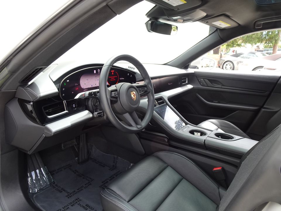 2022 Porsche Taycan
