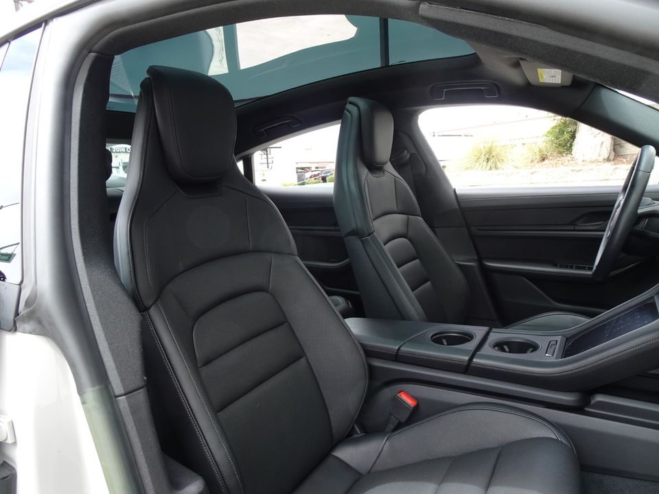 2022 Porsche Taycan
