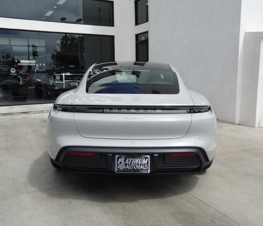 2022 Porsche Taycan
