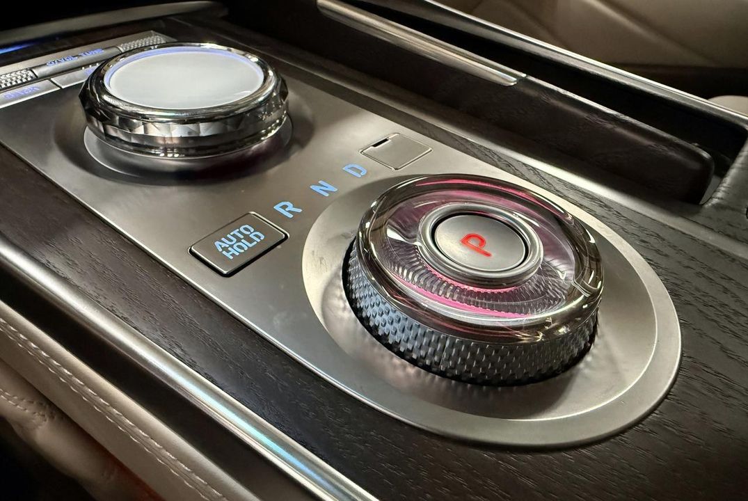 2023 Genesis GV80