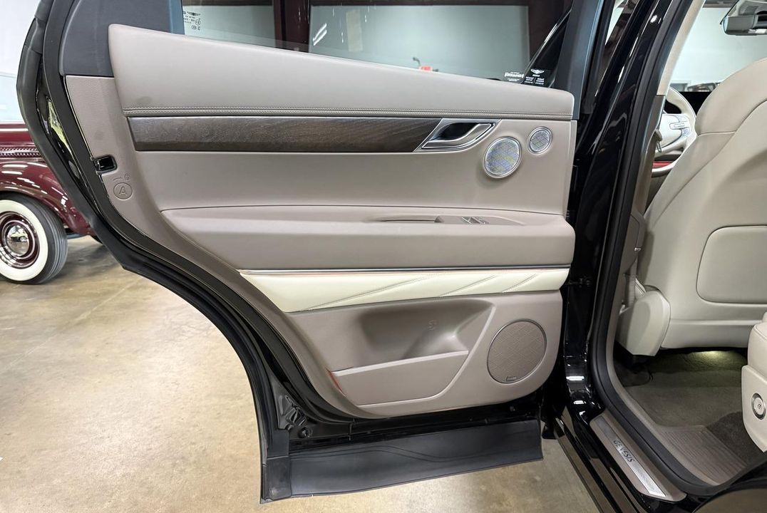 2023 Genesis GV80