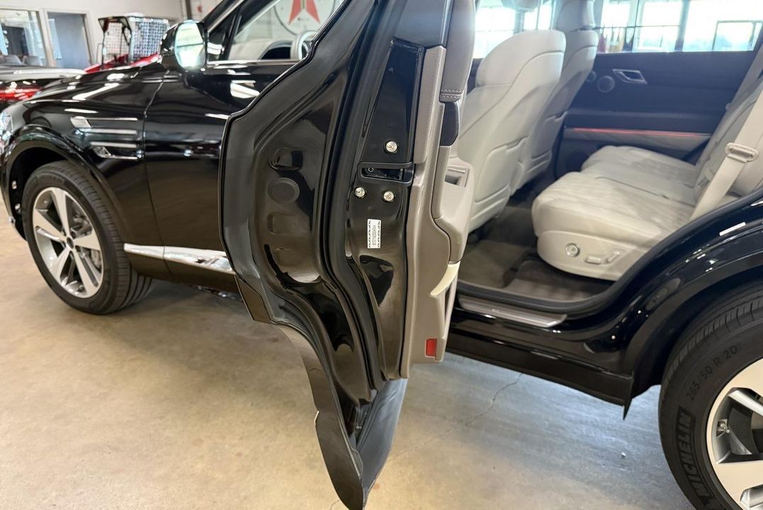 2023 Genesis GV80