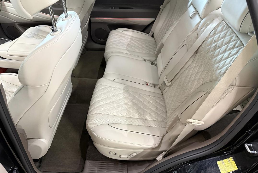 2023 Genesis GV80