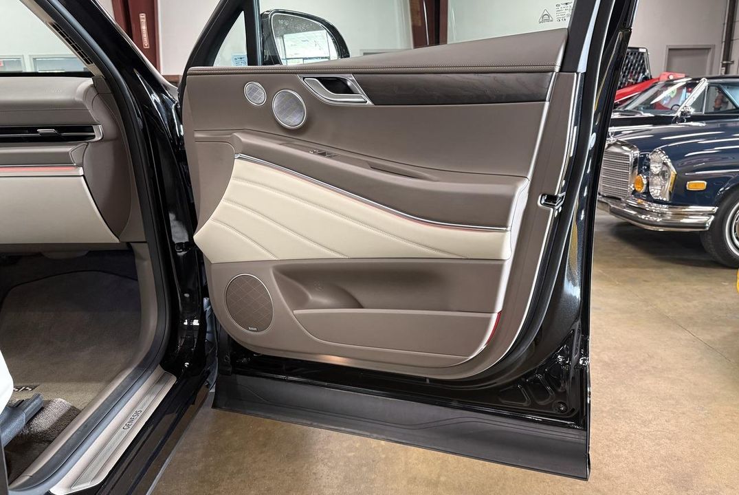 2023 Genesis GV80
