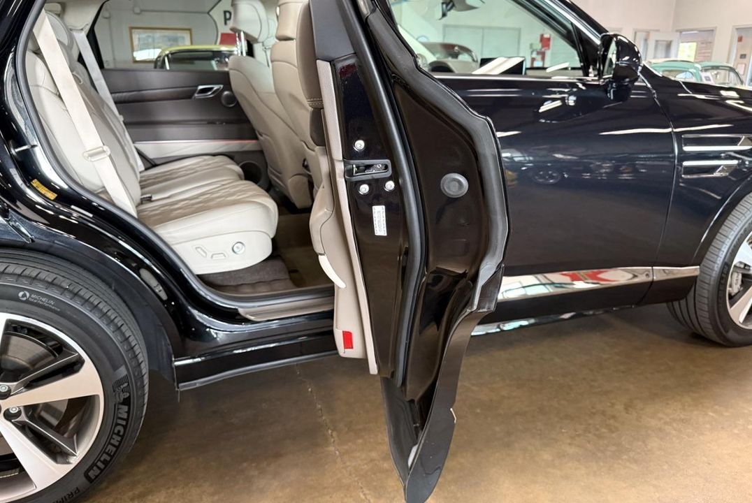 2023 Genesis GV80