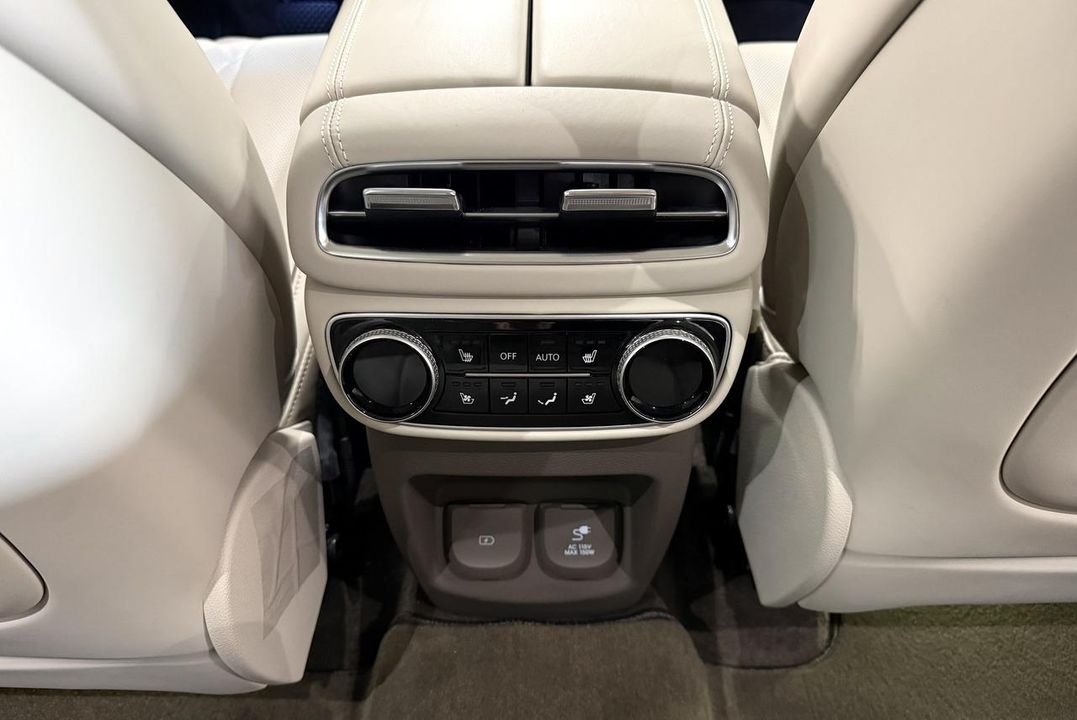2023 Genesis GV80