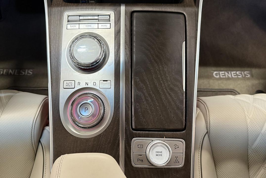 2023 Genesis GV80
