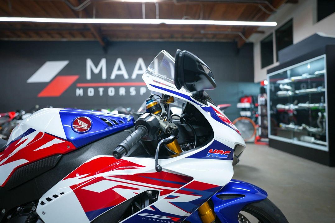 2023 Honda CBR1000RR- R Fireblade SP