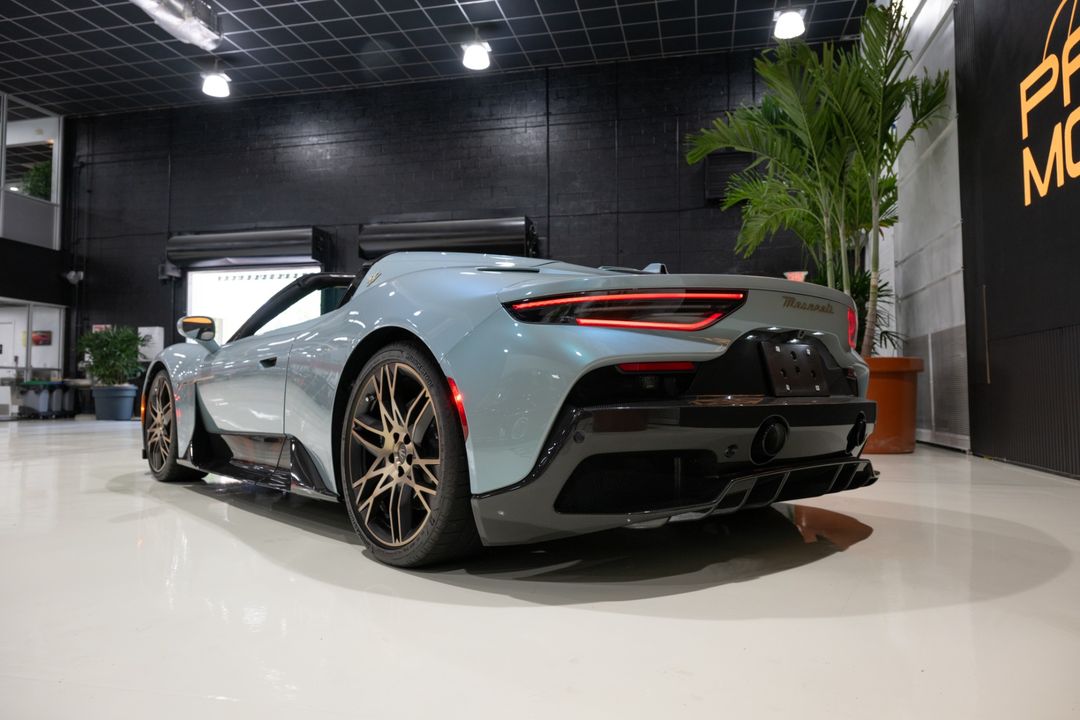 2023 Maserati MC20 Cielo