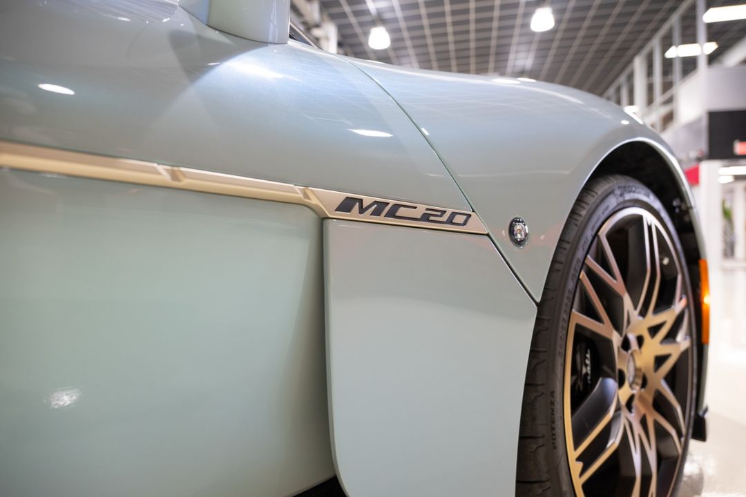 2023 Maserati MC20 Cielo