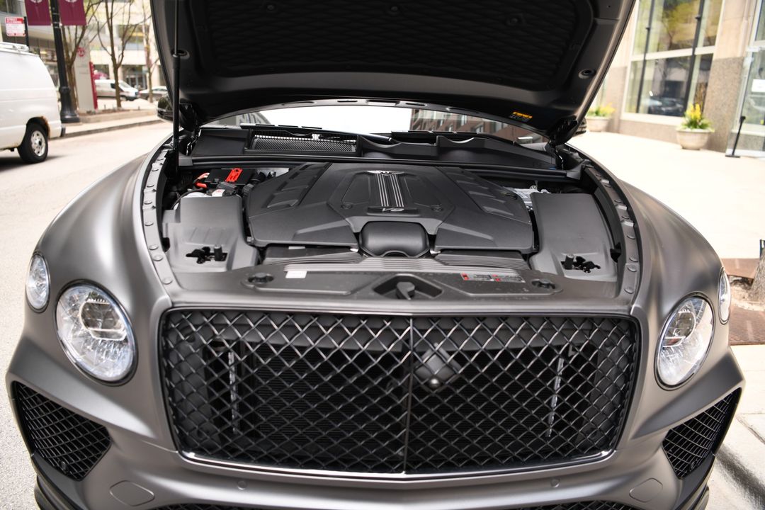 2025 Bentley Bentayga