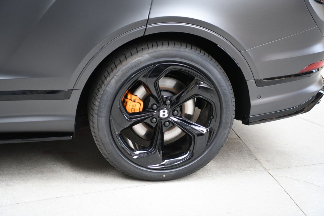 2025 Bentley Bentayga