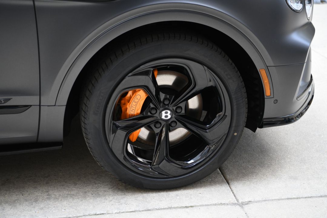 2025 Bentley Bentayga