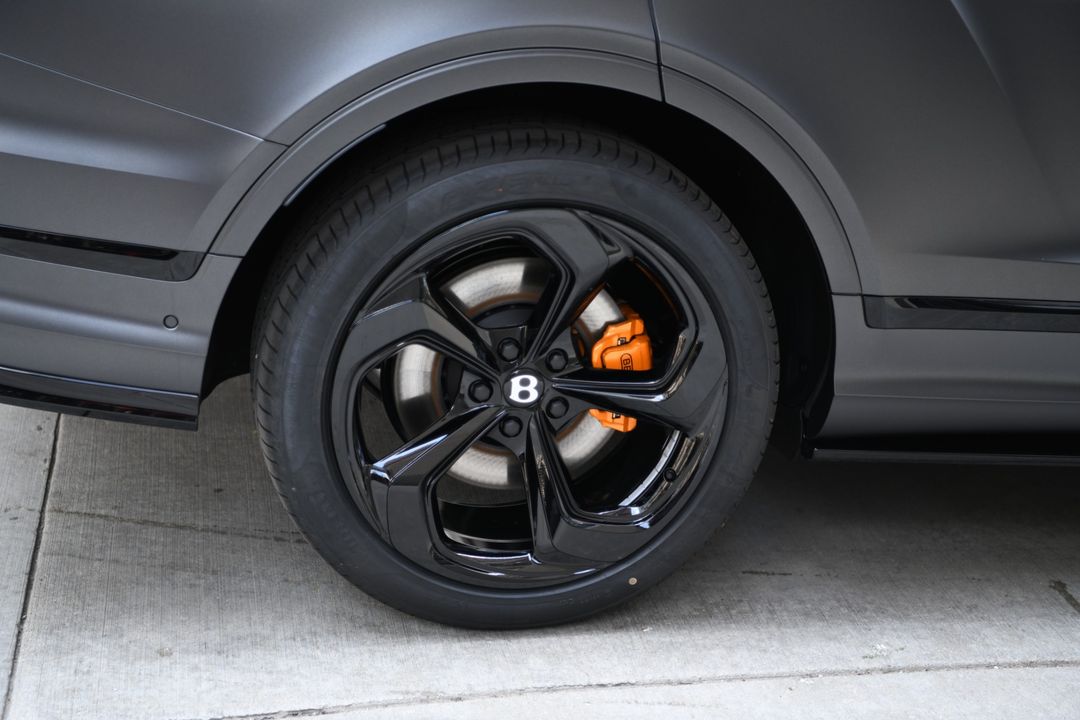 2025 Bentley Bentayga