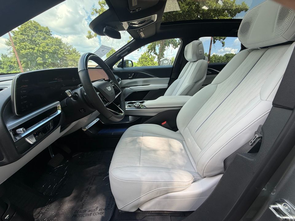 2024 Cadillac LYRIQ