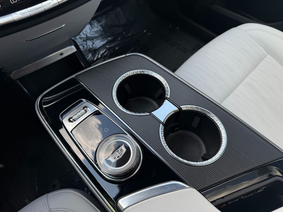 2024 Cadillac LYRIQ