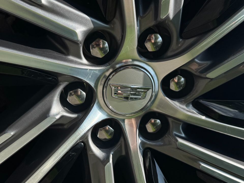 2024 Cadillac LYRIQ