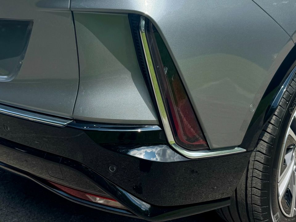 2024 Cadillac LYRIQ