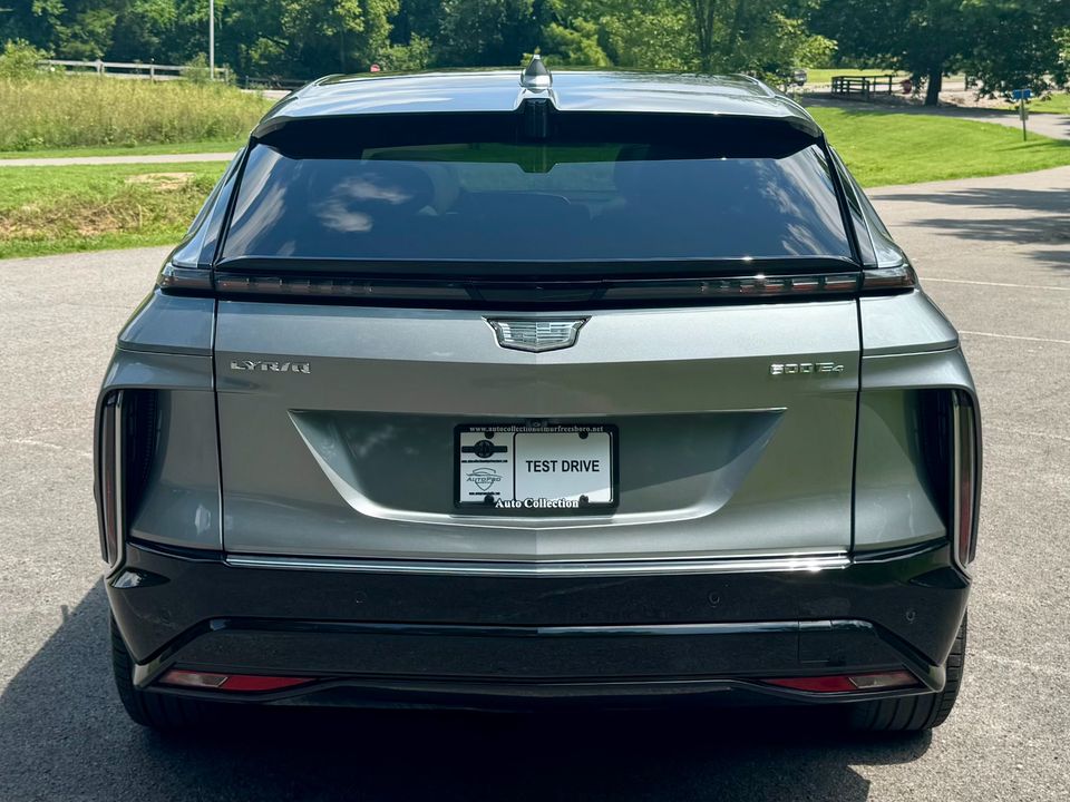 2024 Cadillac LYRIQ