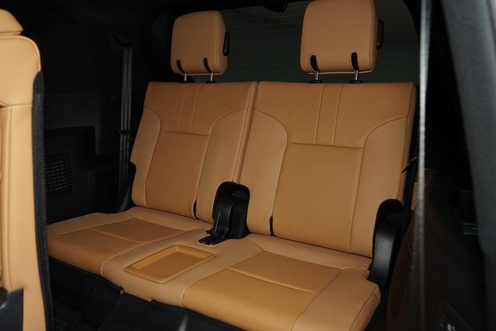 2025 Lexus LX 700H