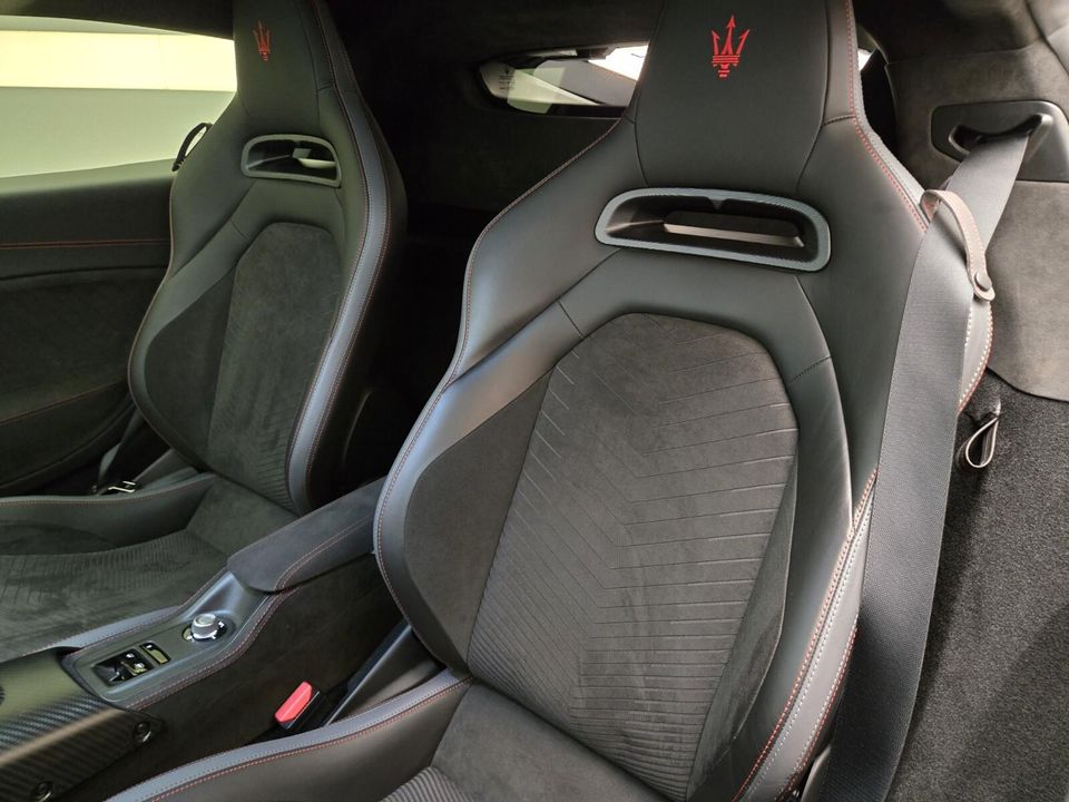 2022 Maserati MC20
