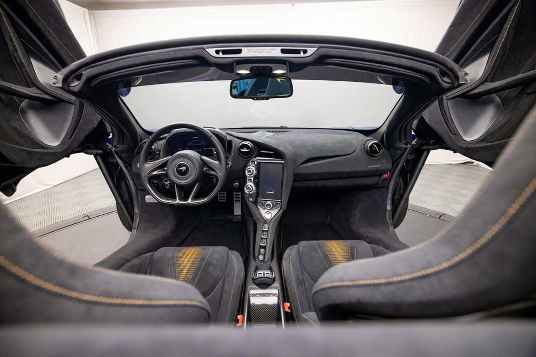 2022 McLaren 765LT