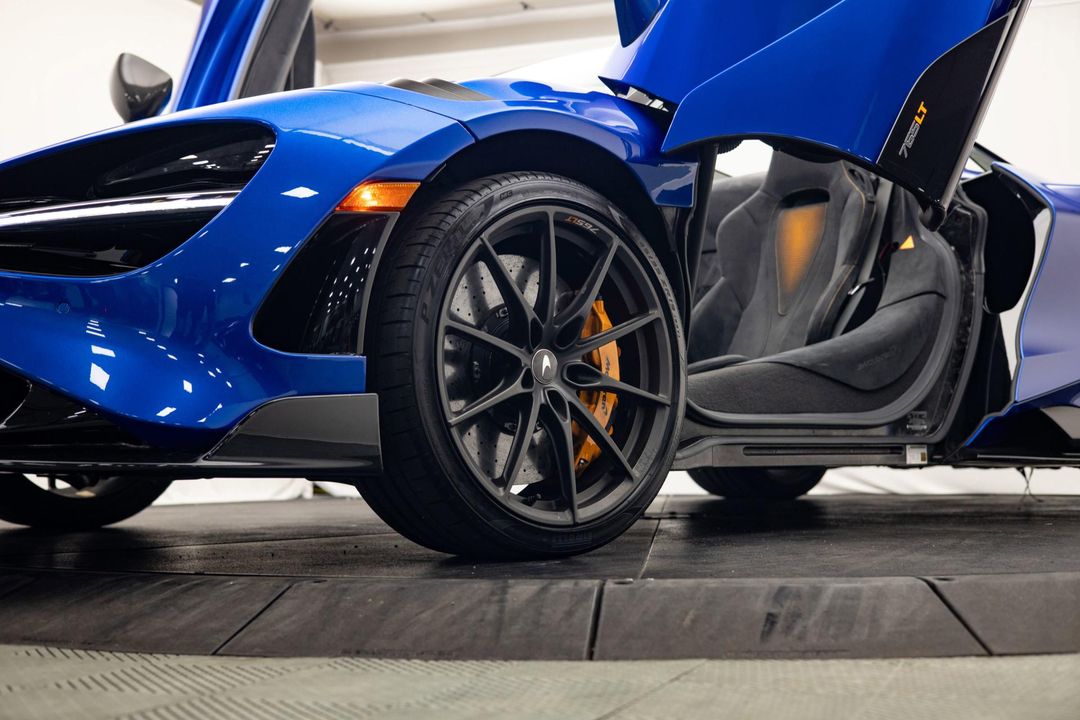 2022 McLaren 765LT