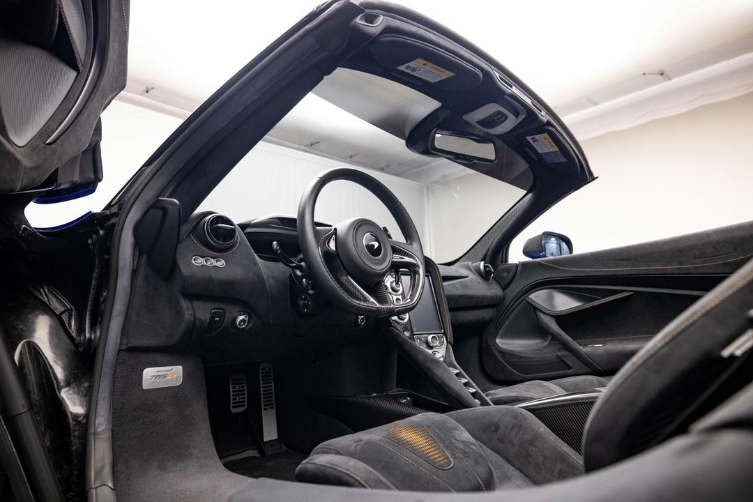 2022 McLaren 765LT