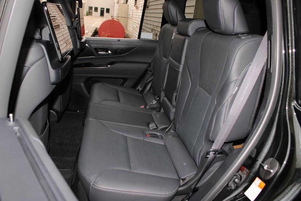 2025 Lexus LX 700H