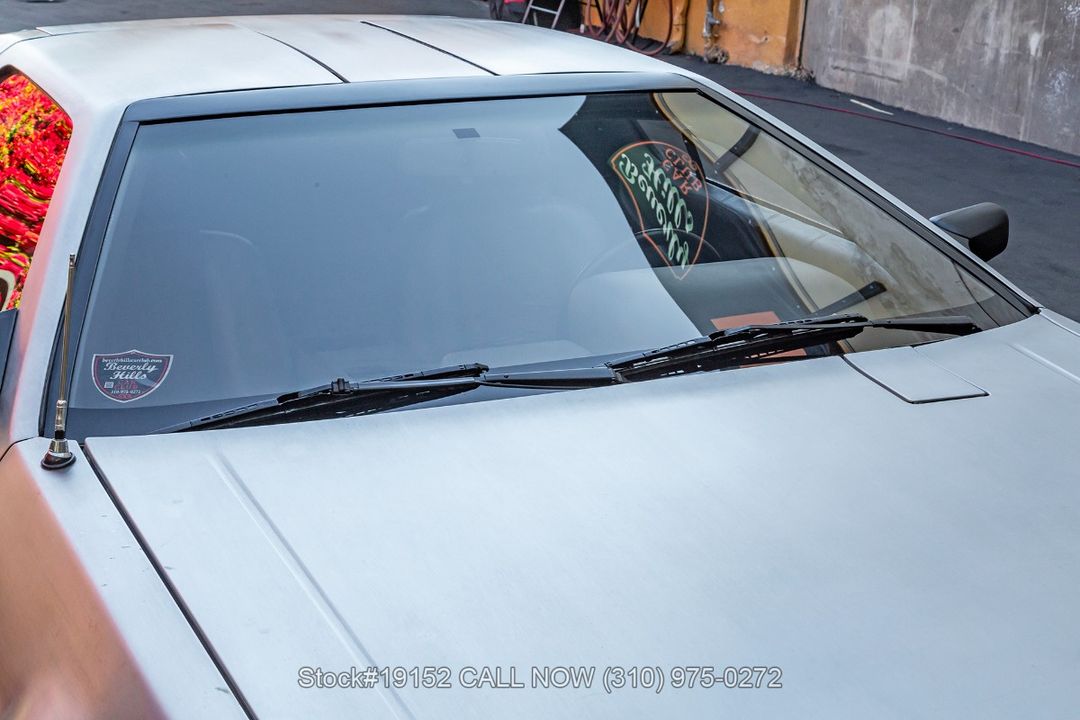 1981 DeLorean DMC-12