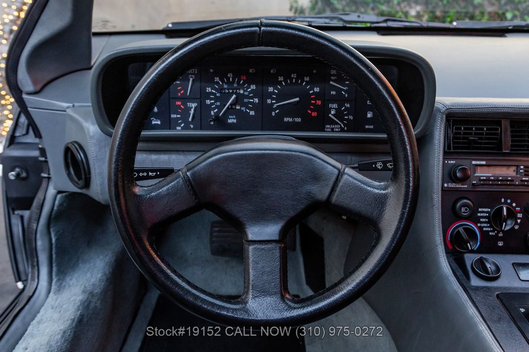 1981 DeLorean DMC-12