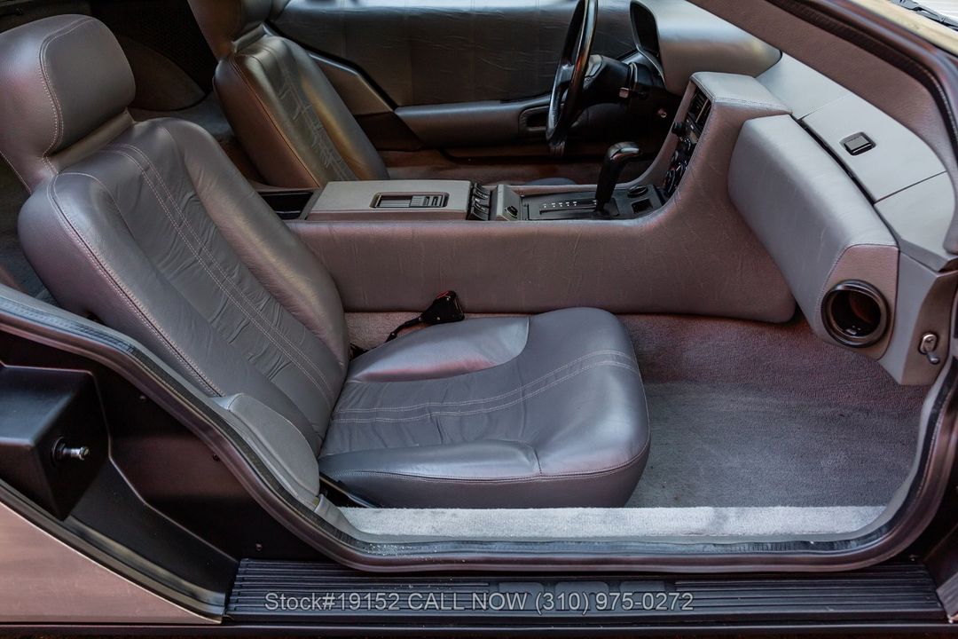 1981 DeLorean DMC-12