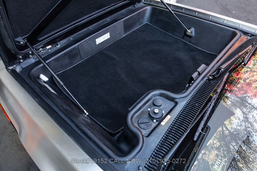 1981 DeLorean DMC-12