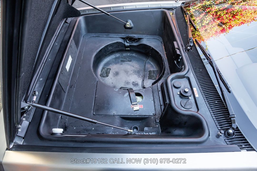 1981 DeLorean DMC-12