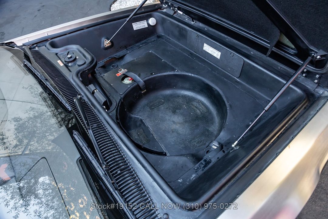 1981 DeLorean DMC-12