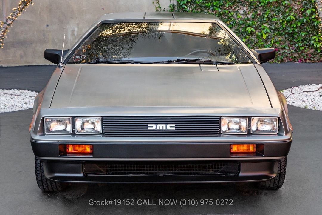 1981 DeLorean DMC-12