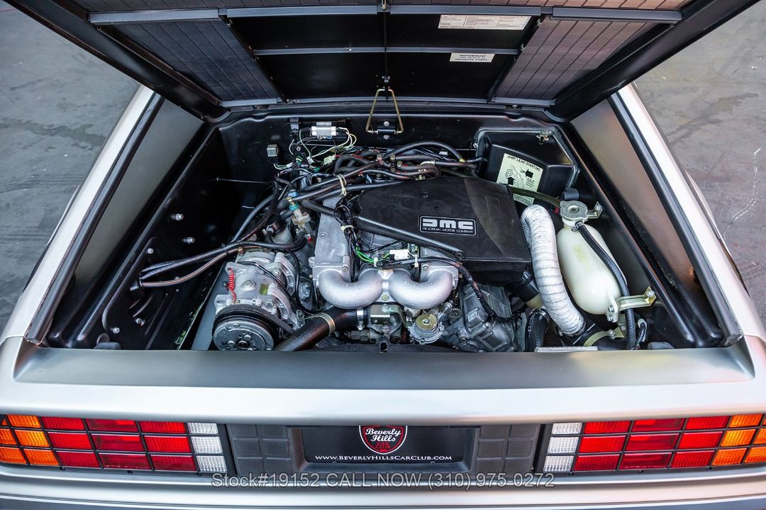 1981 DeLorean DMC-12