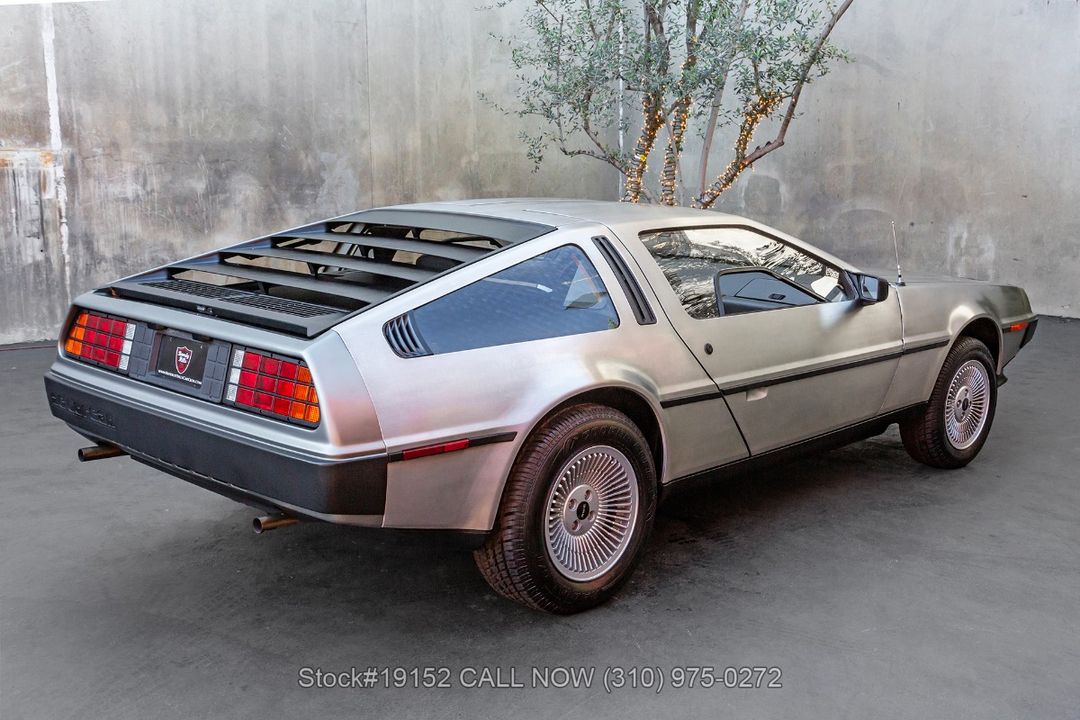 1981 DeLorean DMC-12
