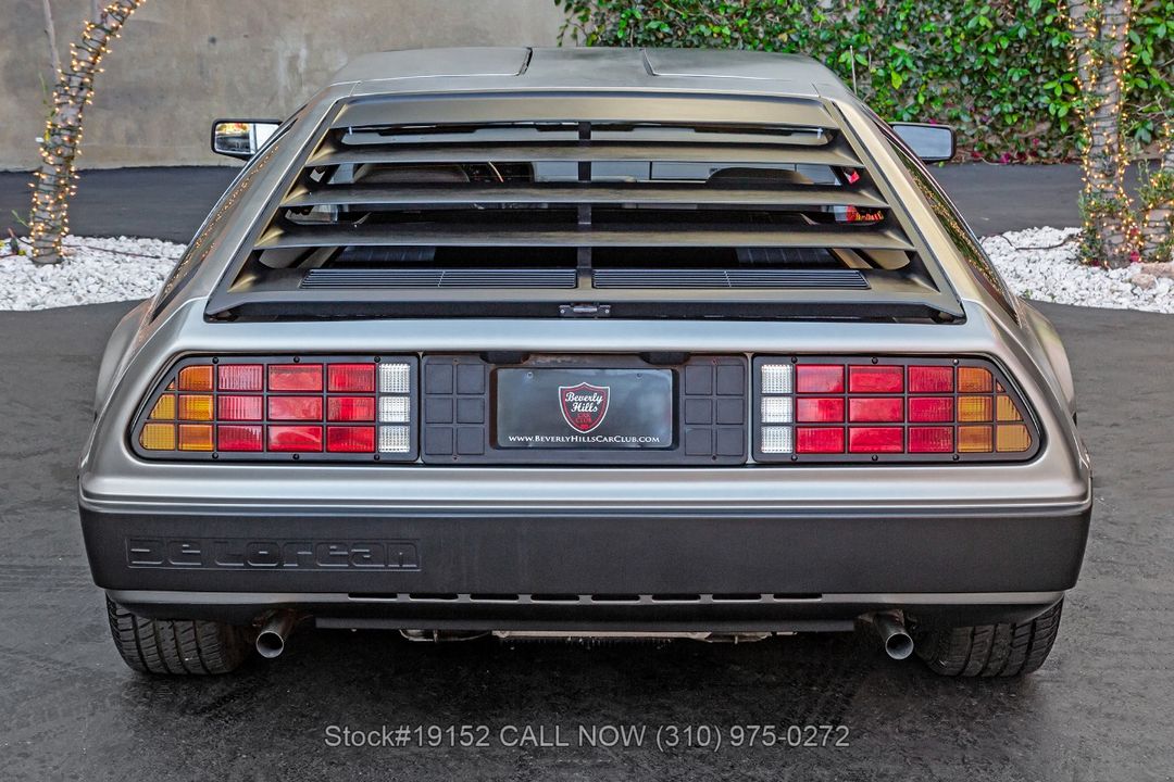 1981 DeLorean DMC-12