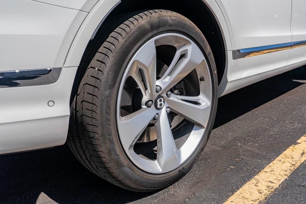 2025 Bentley Bentayga